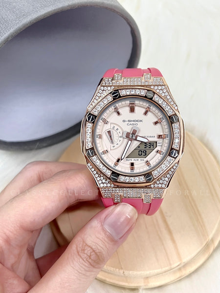 (Preorder) GMA-S2100-4ADR With Rose Gold 424 pcs Crystal Stainless Steel Case & Pink Rubber Clip Strap